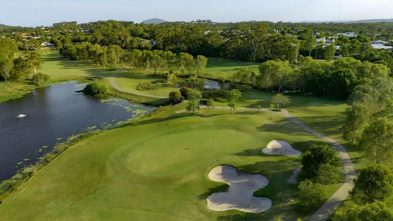 Luxury Golf Stay And Play Peregian Springs Homestay